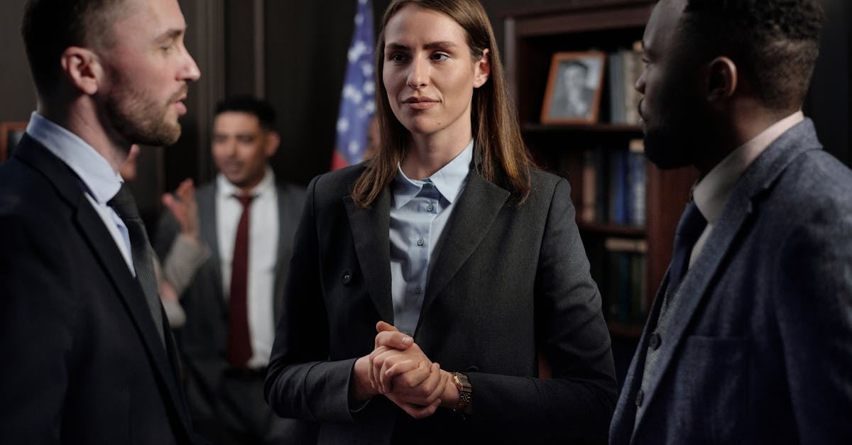 How to Choose a Commercial Lawyer for Intellectual Property Law