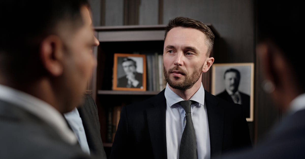 How to Draft a Strong Commercial Contract