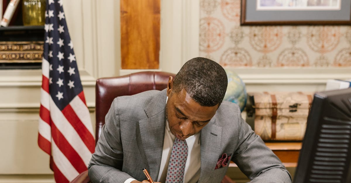 What are the key aspects of Contract Law