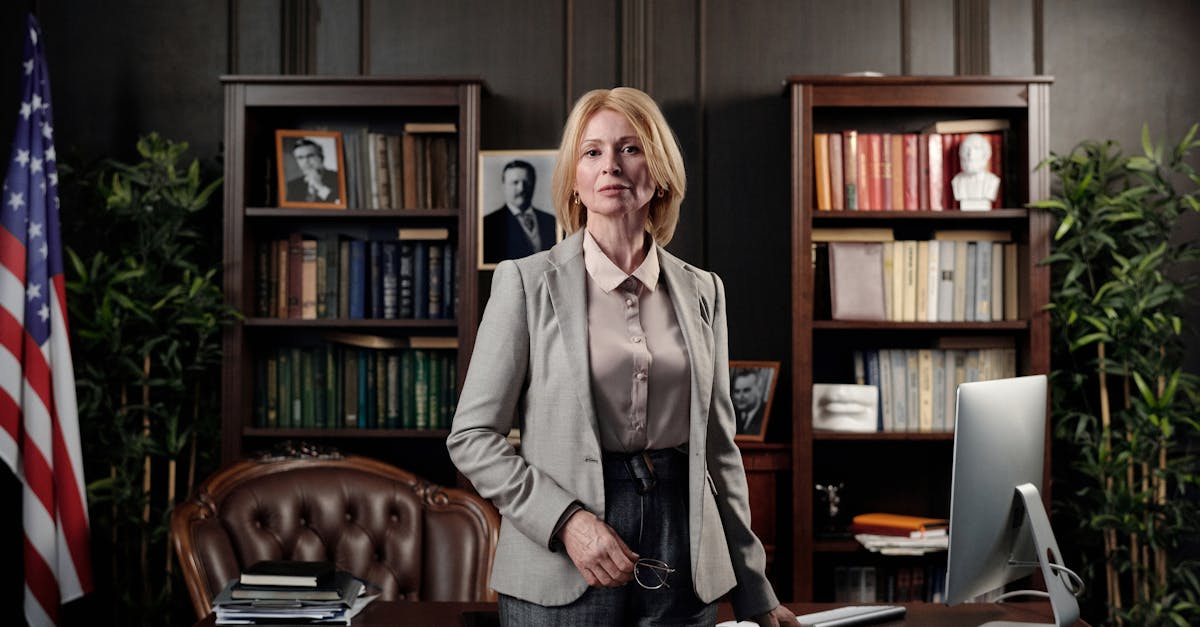 What to Consider When Hiring a Company Law Solicitor